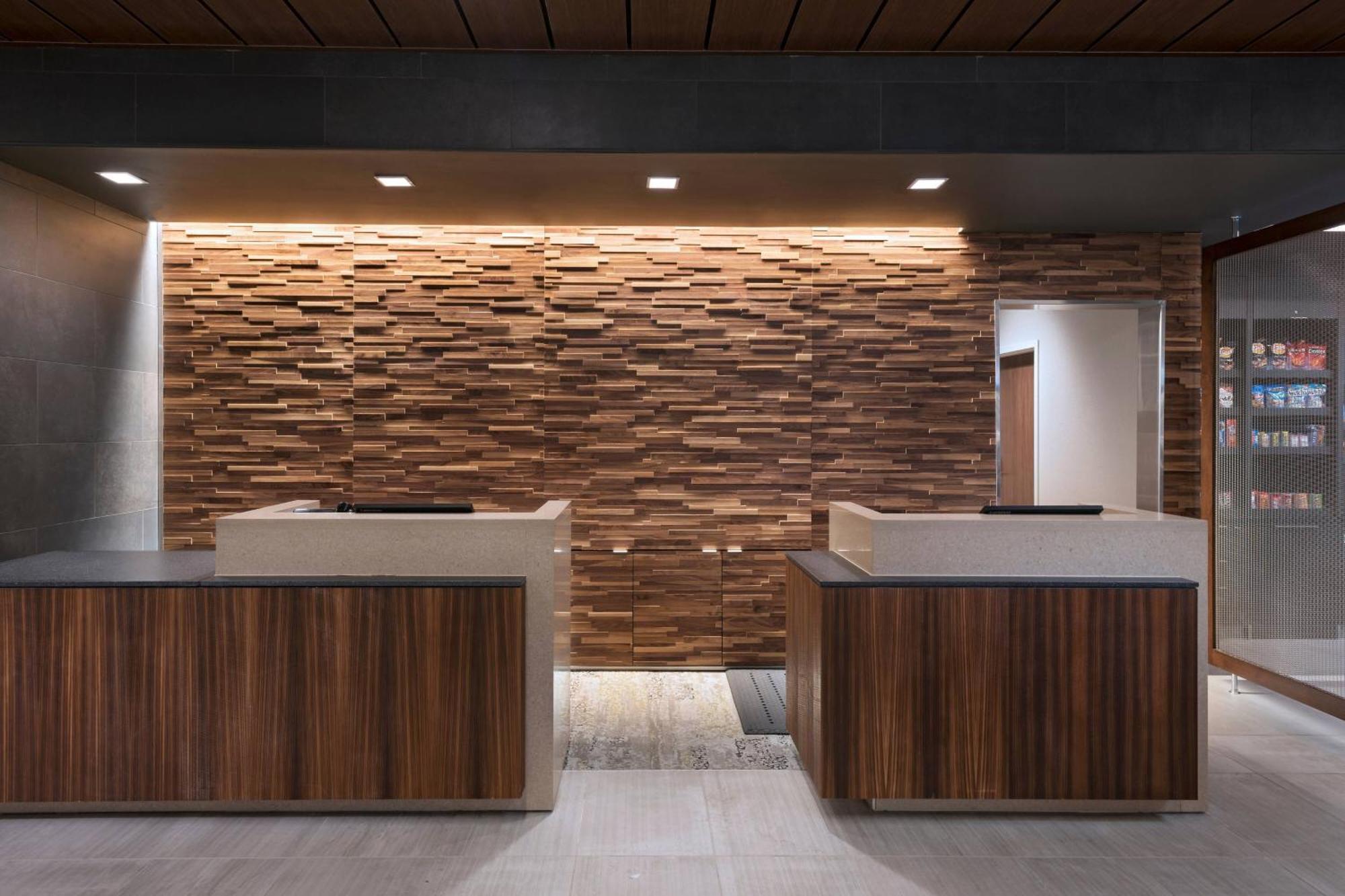 Courtyard By Marriott Jackson Madison Hotel Exterior photo